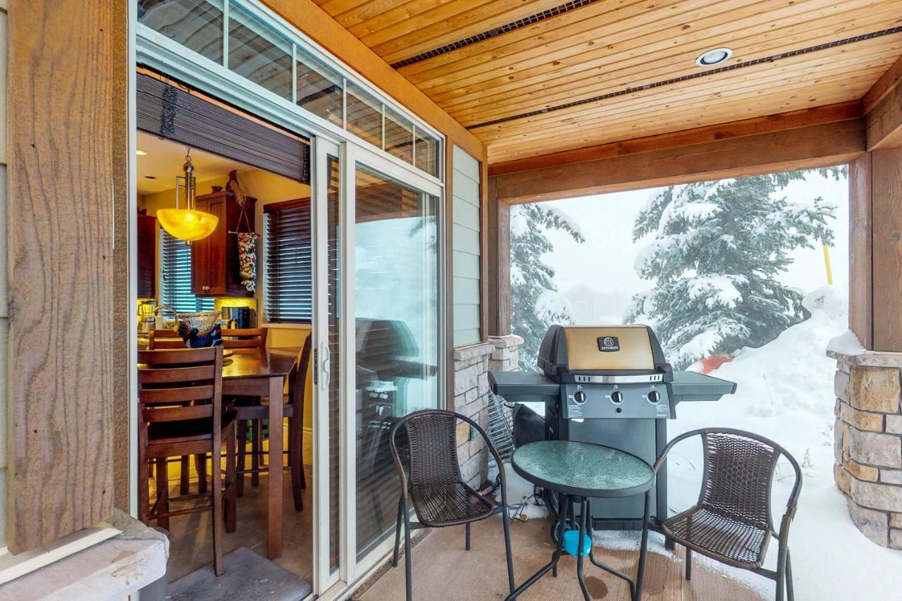 Snowfall Lodge Big White Ski Resort Ngoại thất bức ảnh